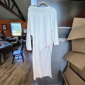 Elegant White Long Sleeve Dress/Top